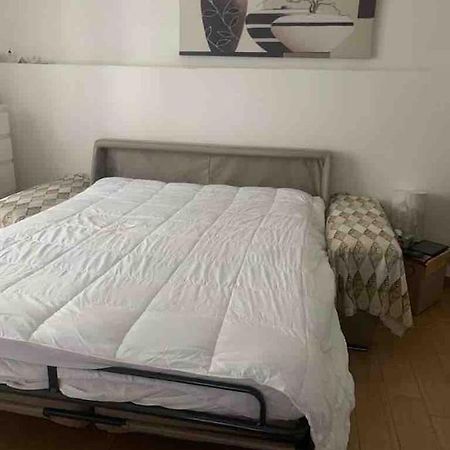 Monohouseinbari Appartement Buitenkant foto