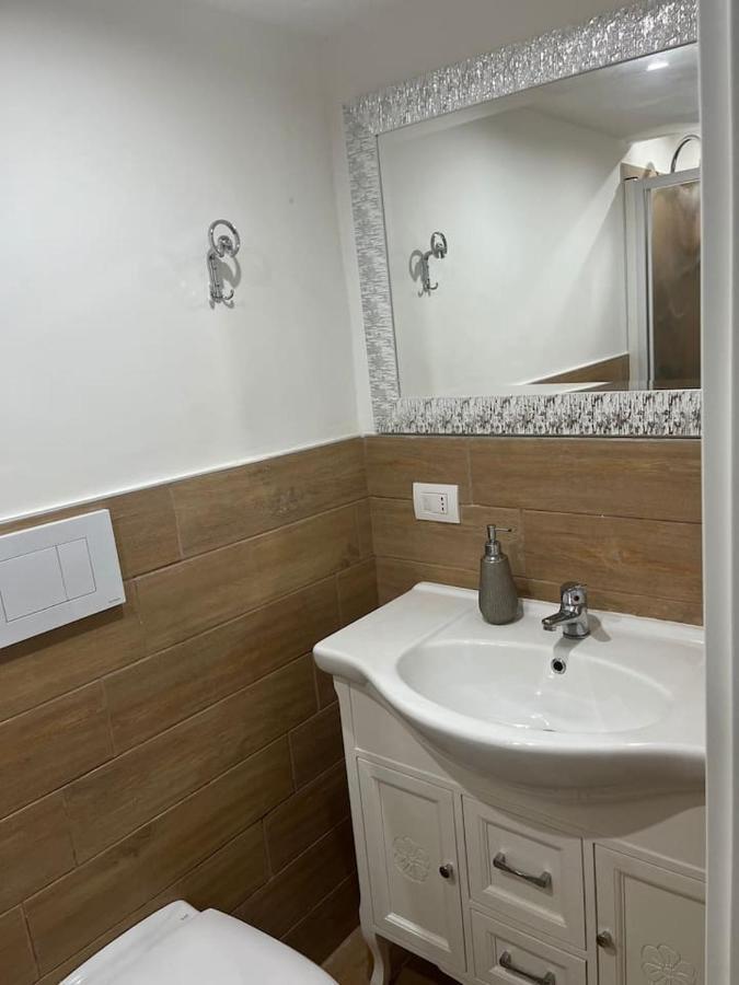 Monohouseinbari Appartement Buitenkant foto